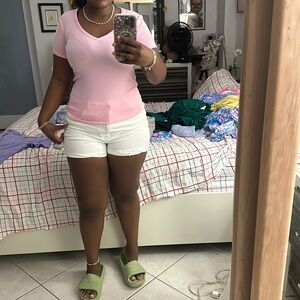 Lilly Pulitzer pink t-shirt